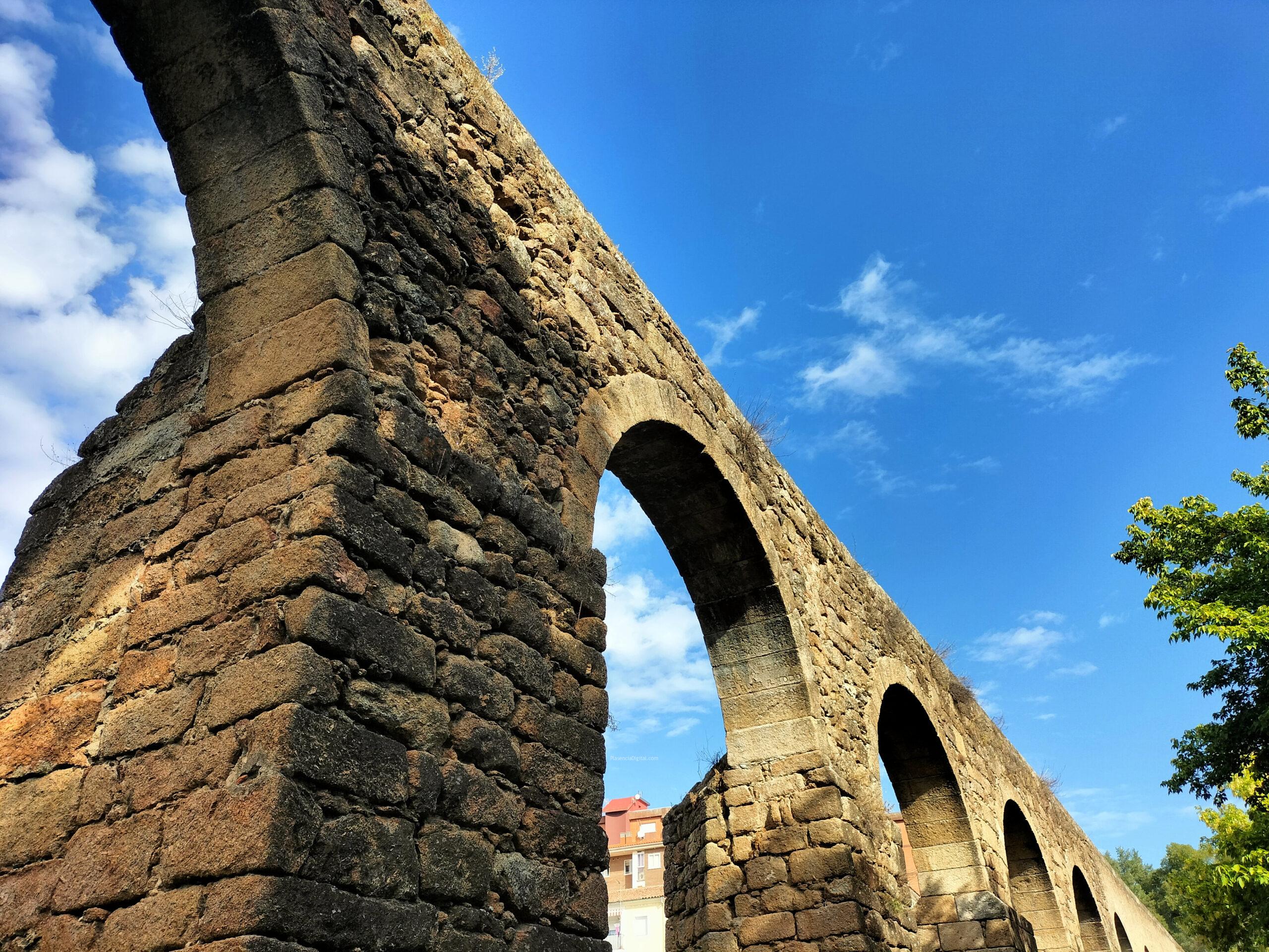 Acueducto de Plasencia