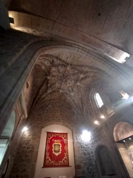 Bóveda iglesia Centro Cultural Las Claras Plasencia