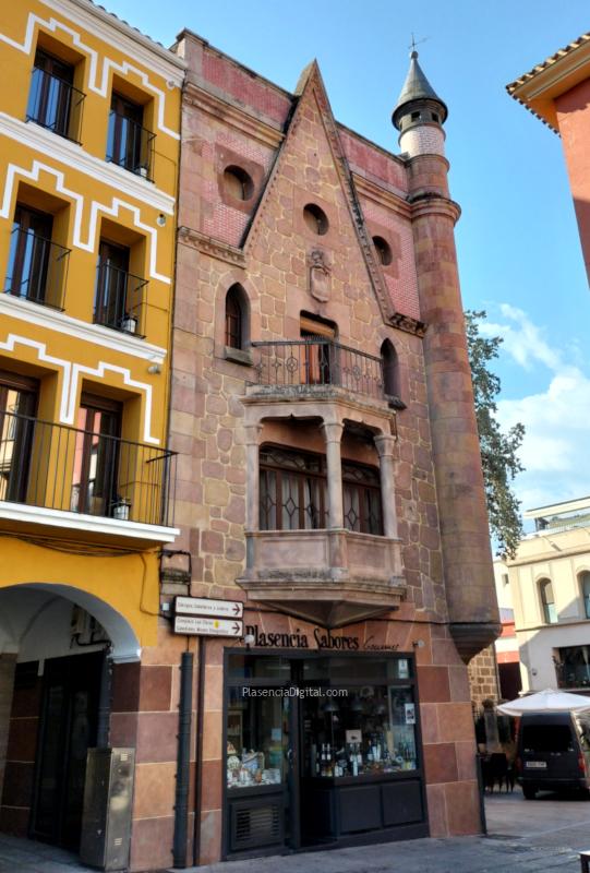 Casa cuento Manjuli Plasencia