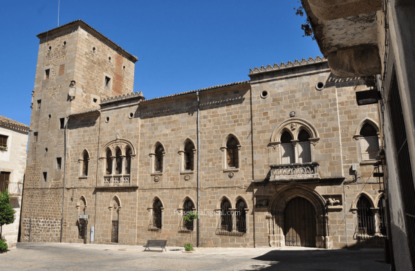 Casa de las Dos Torres, Plasencia