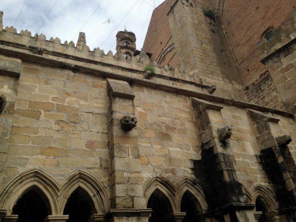 Claustro catedral Plasencia