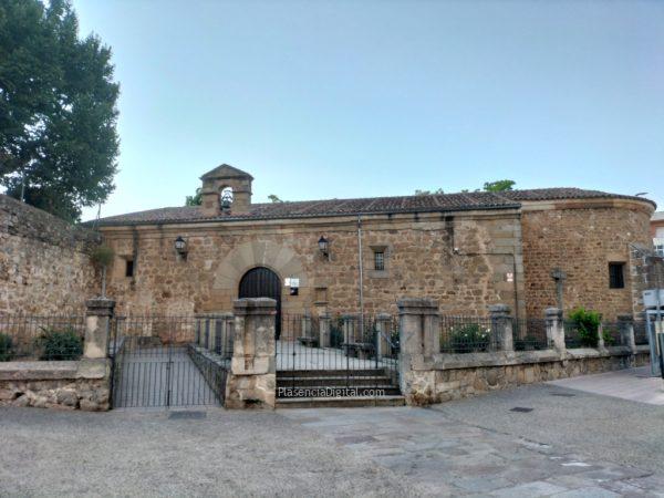 Iglesia de Santiago, Plasencia