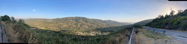 Vistas del Valle del Jerte desde el Mirador de la Memoria.