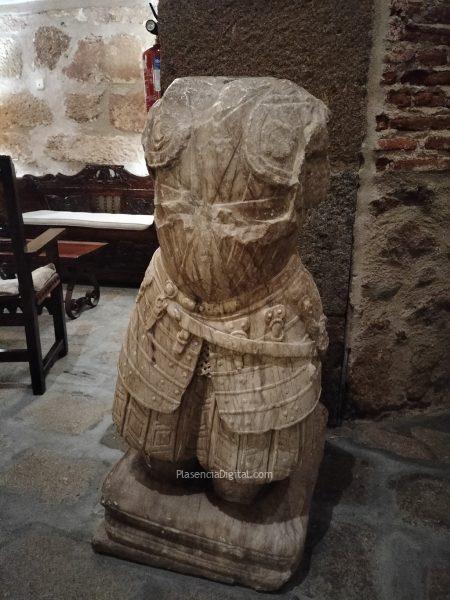 Escultura Parador de Plasencia