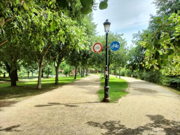 Caminos del parque de La Isla